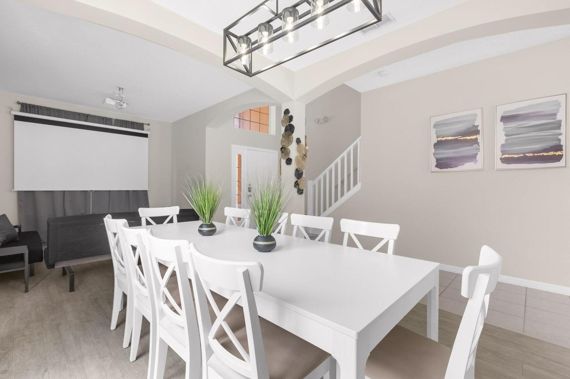 Large Spacious Home W Private Pool & Hot Tub Davenport Esterno foto