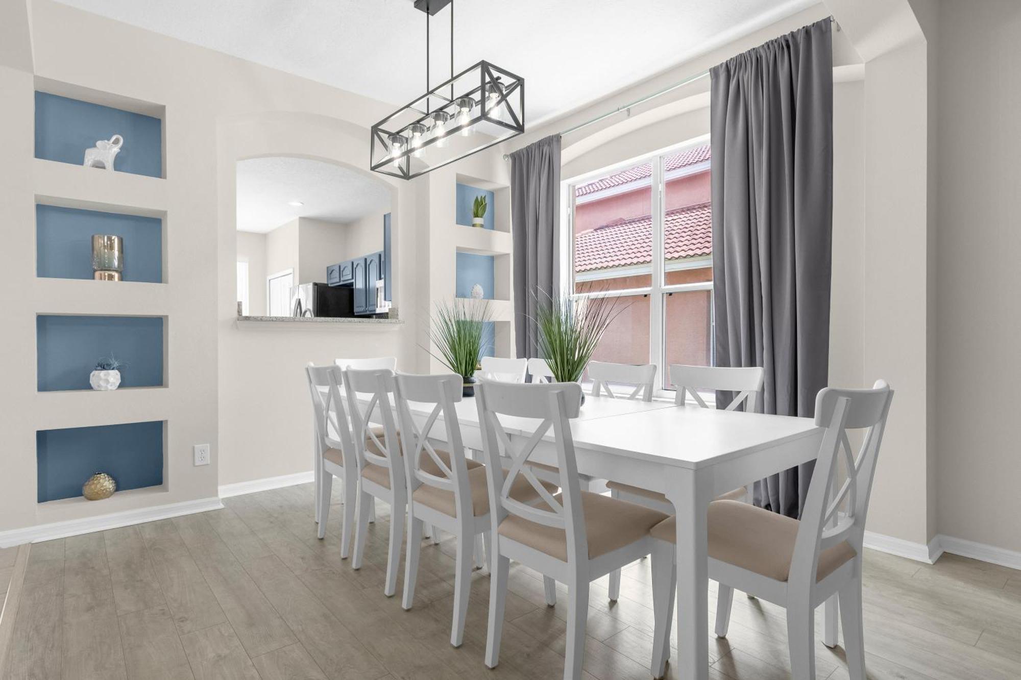 Large Spacious Home W Private Pool & Hot Tub Davenport Esterno foto